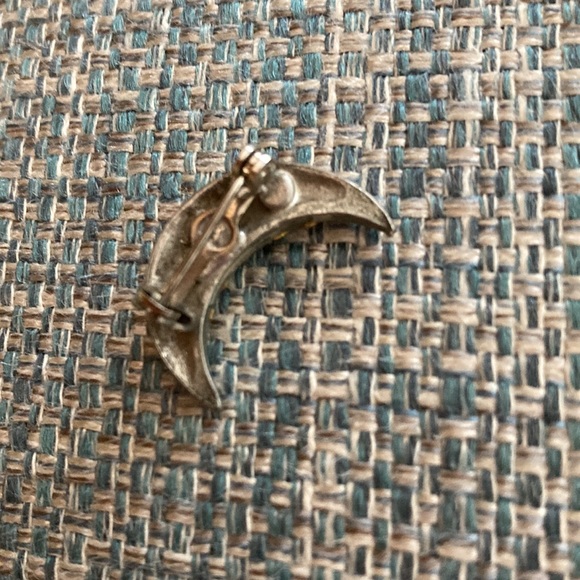 Vintage Crescent Moon Rhinestone Silver Tone Pin - Picture 5 of 6